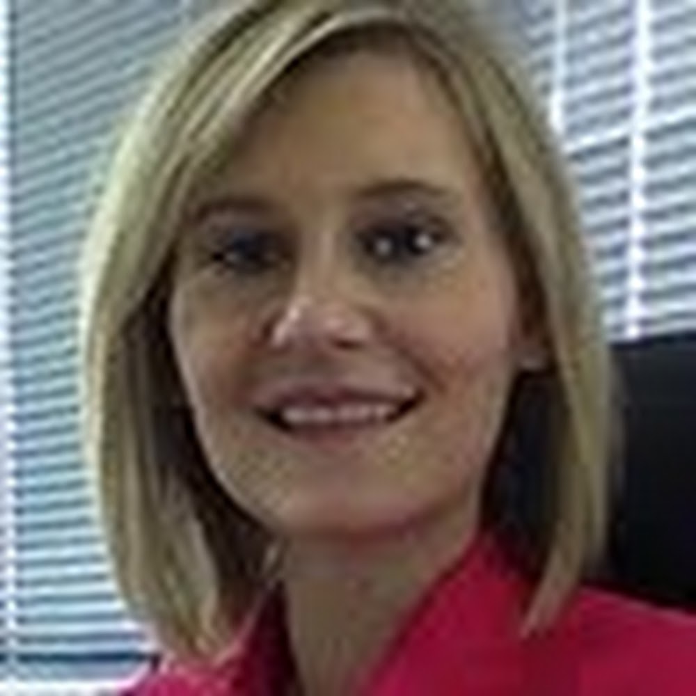 Meet your Posher, Anna karolina